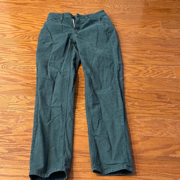 Green corduroyed pants from American Eagle - Picture 1 of 1